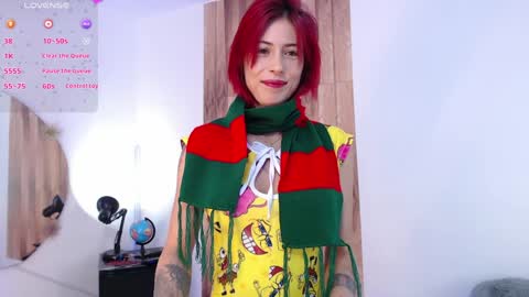 Snapshot of cassie_klein11 chatting on 12.16.24 Susana independent model online show from 12.16.24