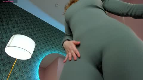 Snapshot of cassiecool chatting on 01.23.25 assie online show from 01.23.25