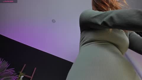 Snapshot of cassiecool chatting on 01.26.25 assie online show from 01.26.25