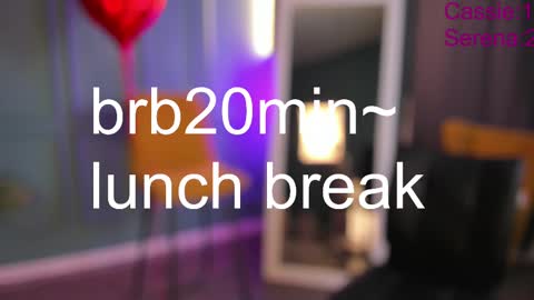 Snapshot of cassiecool chatting on 02.15.25 assie online show from 02.15.25