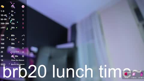 Snapshot of cassiecool chatting on 02.25.25 assie online show from 02.25.25