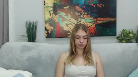 Tina online show from 09.18.25