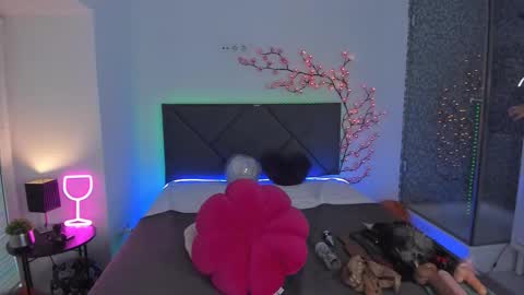 Cassie online show from 11.11.25