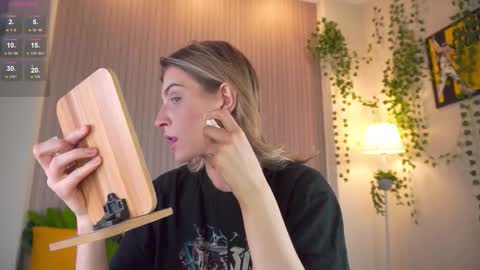 Snapshot of cassieholland chatting on 03.01.26 Im Cassie3 online show from 03.01.26