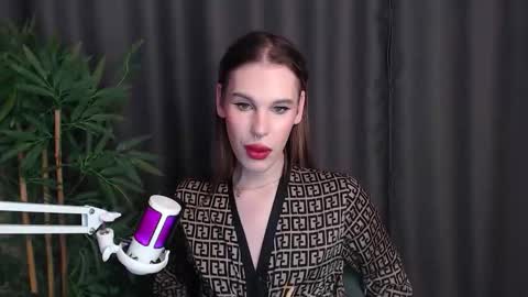 Cassie online show from 12.22.25