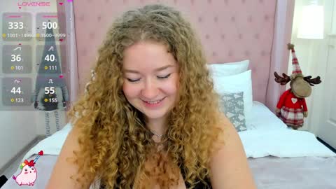 Snapshot of cassieride chatting on 12.07.24 Curly online show from 12.07.24