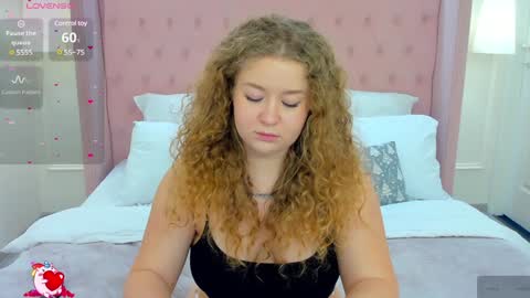 Snapshot of cassieride chatting on 01.19.25 Curly online show from 01.19.25
