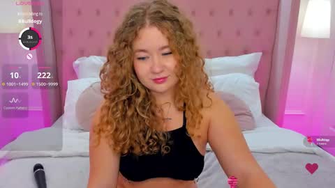 Snapshot of cassieride chatting on 10.11.25 Curly online show from 10.11.25