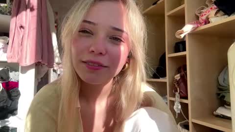 Snapshot of cassijent chatting on 02.25.26 Olivia online show from 02.25.26