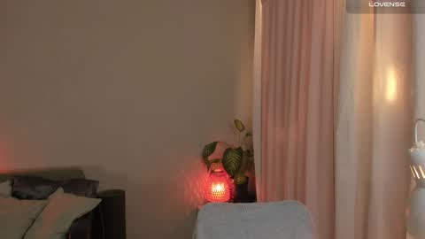  cassandra  online show from 12.19.24