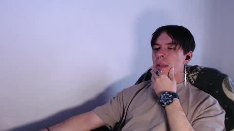 Snapshot of casteryx chatting on 09.30.25 Juan online show from 09.30.25