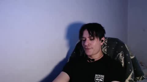 Snapshot of casteryx chatting on 10.10.25 Juan online show from 10.10.25