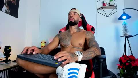 Matheo Brown online show from 12.20.24