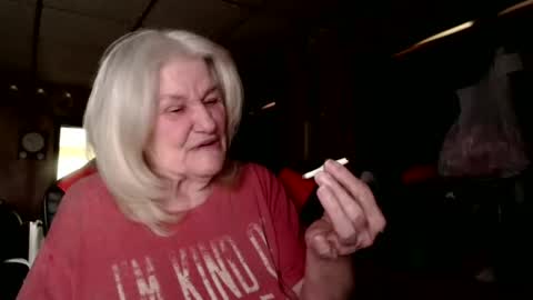 cat online show from 10.04.25