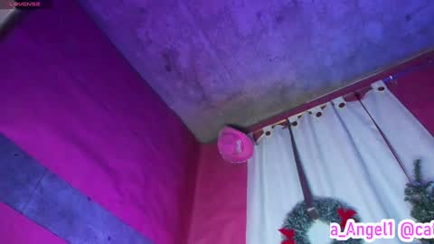 Cata Angel online show from 01.06.25