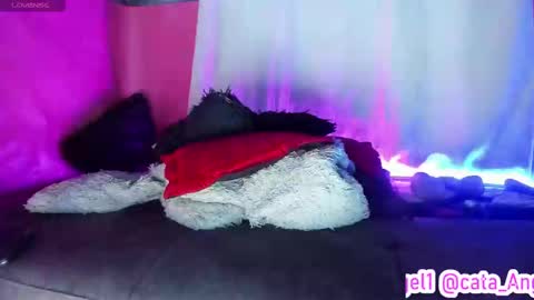 Cata Angel online show from 03.07.25