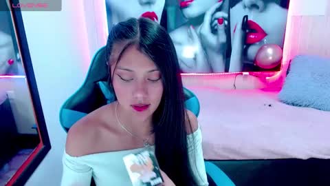 Snapshot of catalehia_milk chatting on 01.13.25 C A T A L E H I A online show from 01.13.25
