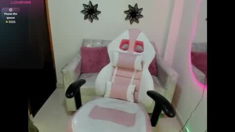 Snapshot of cataleya_sub_ chatting on 10.03.25 cataleya_sub_ online show from 10.03.25