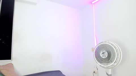 Snapshot of cataliana_mega1 chatting on 11.06.25 celiscatalina instagram online show from 11.06.25