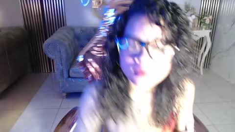 Catalina  online show from 09.17.25