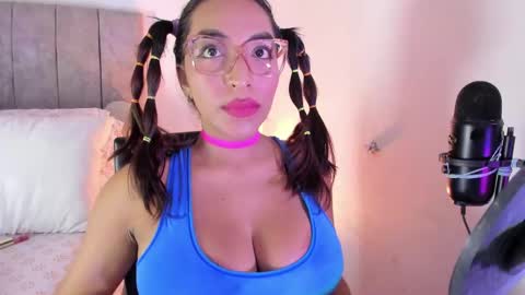 Cata  Monday- Saturday   On line at 0100pm-0700pm online show from 09.16.25
