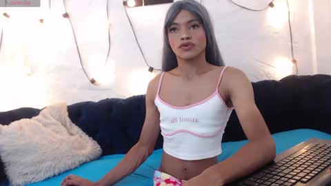 Snapshot of catalina_skinny1 chatting on 06.18.26 catalina online show from 06.18.26