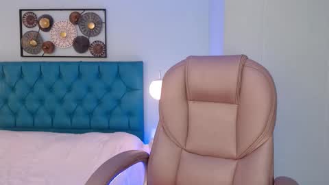 Catalina online show from 01.12.26