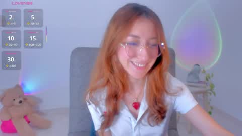 Snapshot of catalinabotero chatting on 04.11.26 Catalina Botero online show from 04.11.26