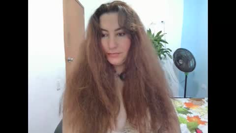 Snapshot of catalinamarpi45 chatting on 03.20.26 cataleya online show from 03.20.26