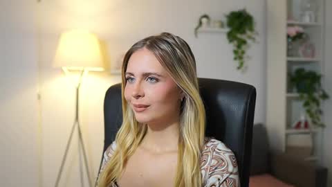 catecrago  online show from 09.23.25