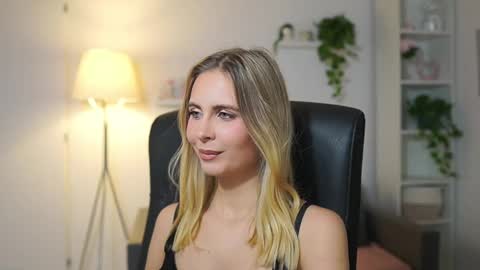 catecrago  online show from 11.27.25