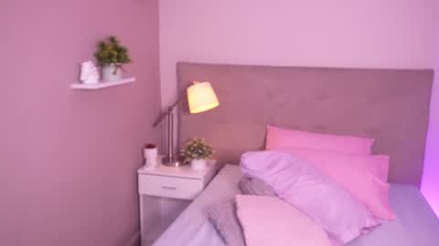 Caterine Zapata  online show from 12.03.24