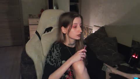 Snapshot of cath_dysphoria_ chatting on 10.07.25 CATH online show from 10.07.25