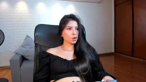 Catalina Santana online show from 09.29.25