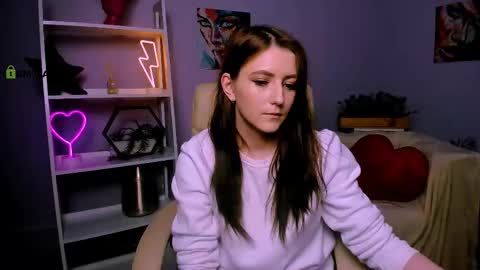 Snapshot of catherine_kitty chatting on 02.21.25 Catherine online show from 02.21.25