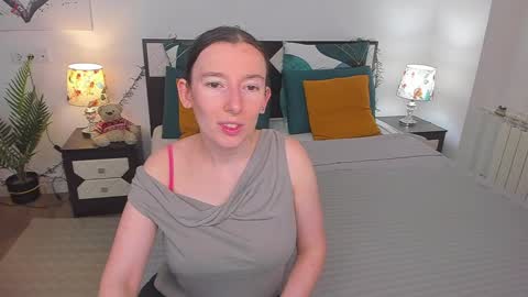 Catrin online show from 12.16.24