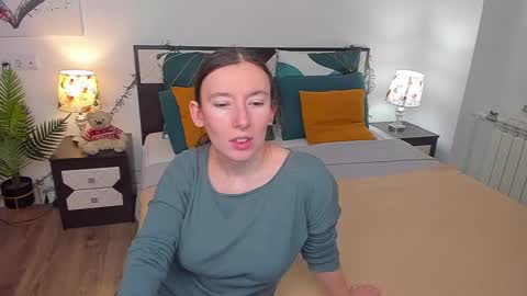 Catrin online show from 02.25.25