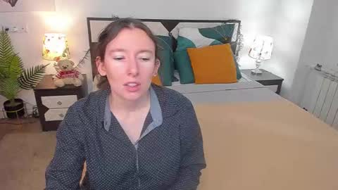 Catrin online show from 09.26.25