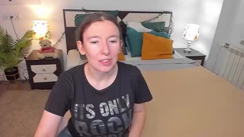 Catrin online show from 10.24.25