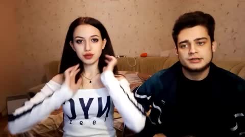 Snapshot of catherinexalex chatting on 10.19.25 catherinexalex online show from 10.19.25