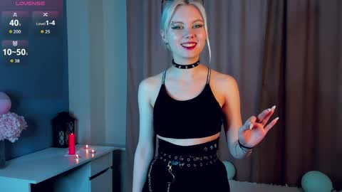 Mia online show from 04.04.26