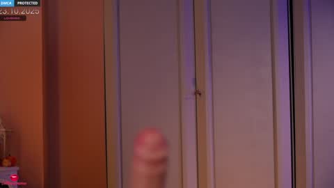 Snapshot of cathleenprecious chatting on 10.23.25 Cathleen online show from 10.23.25