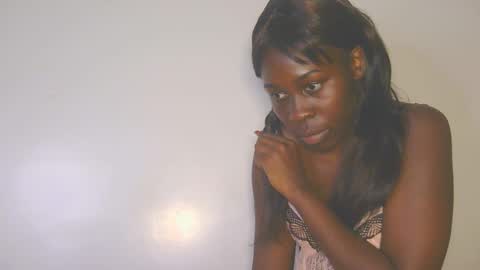 Snapshot of cathynoir chatting on 10.21.25 catrine online show from 10.21.25