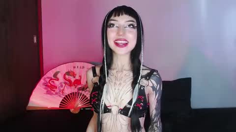 Cati help me reach my goal of 100 thumbs up again 3 online show from 12.23.24