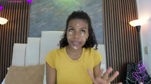 catiusca_reyes_03 online show from 04.07.26