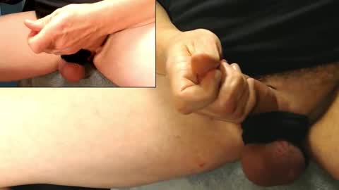 Snapshot of catlover03 chatting on 11.26.25 Mike online show from 11.26.25