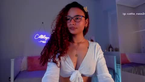 Snapshot of cattaleya_russ chatting on 01.21.25 catta 3 online show from 01.21.25