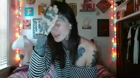 Snapshot of caulkgobbler chatting on 11.30.25 alaska online show from 11.30.25