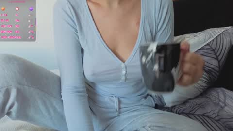 Folow my instagram cuteback7272 and onlyfans cbhotblonde1 online show from 10.04.25