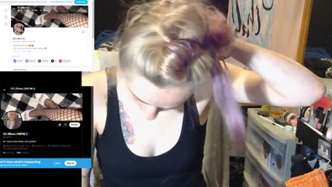 Snapshot of ccmarie5150 chatting on 01.25.25 CCSlims online show from 01.25.25